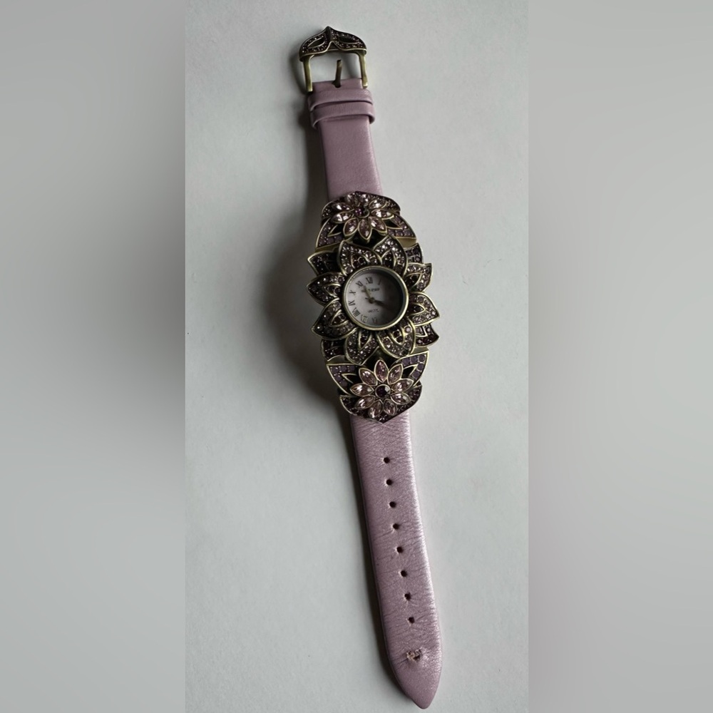 Heidi Daus Bracelet Watch Floral Watch w Leather Strap with Swarovski Crystals - Picture 8 of 10